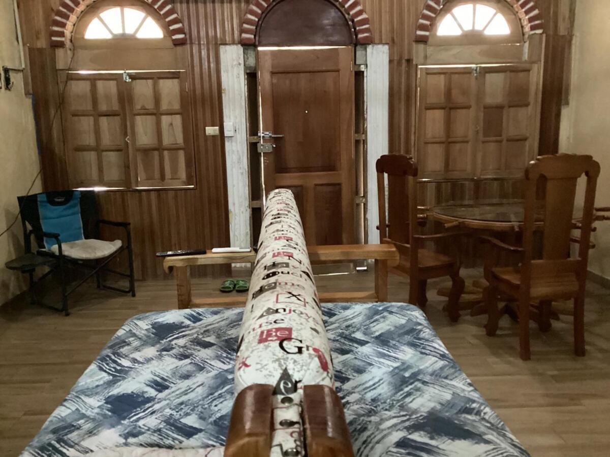 Exotic Flower Cabin2 Pool Agua Bendita المظهر الخارجي الصورة